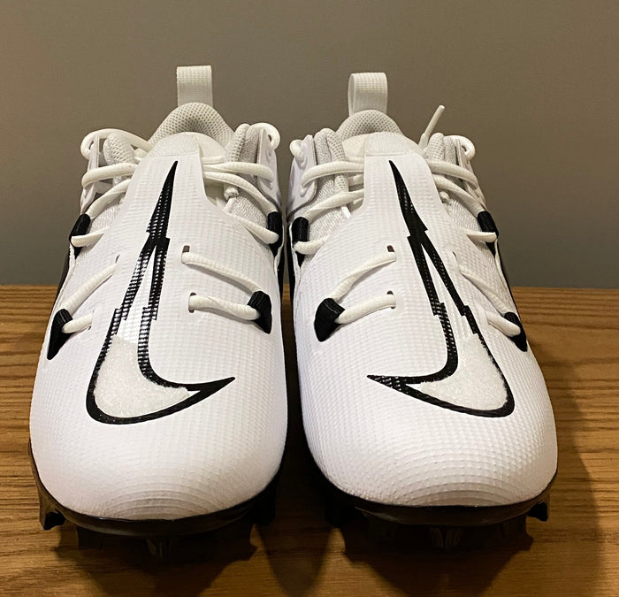Alpha Menace Pro 3 Low P Football Cleats Size 11.5 (White)