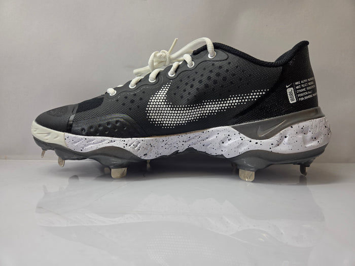 Nike Black and White Alpha Hurache Elite 3 Low Baseball Cleats Men's Size 9