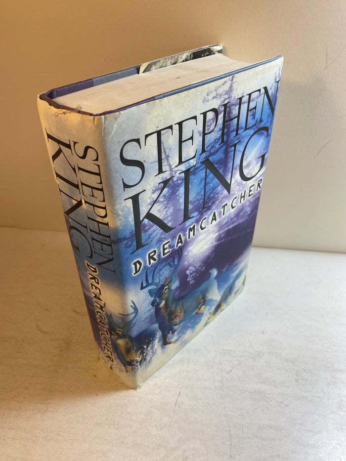 Dreamcatcher by Stephen King HCDJ 2001