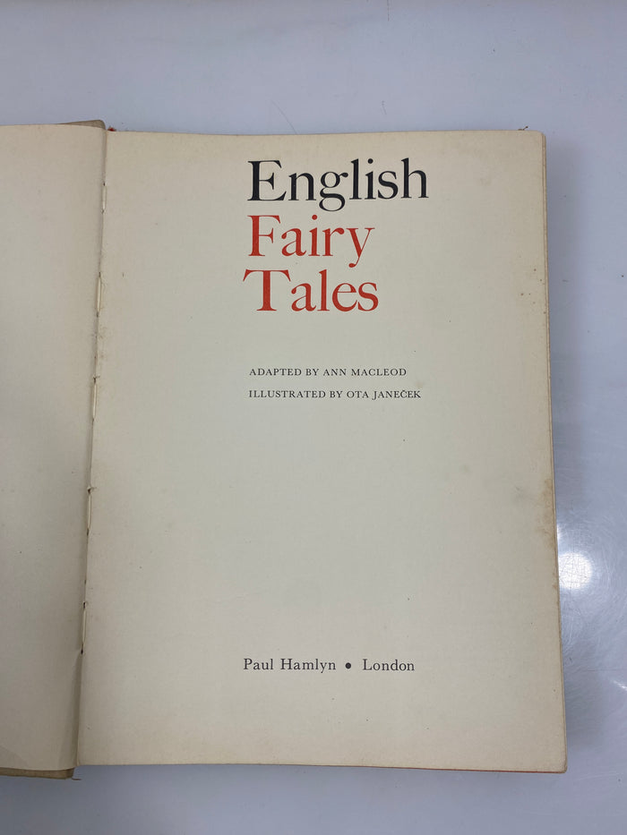 English Fairytales Macleod Paul Hamlyn Ex-library 1965 HC