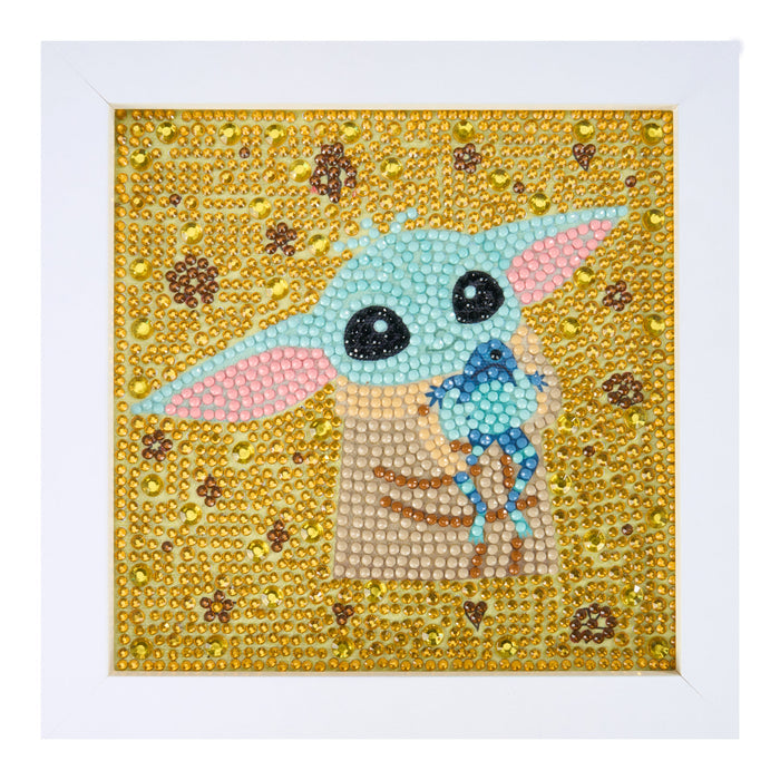 Diamond Painting Frameables™ - Grogu™ Galactic Hug 6" x 6" (15cm x 15cm) / Round with 12 Colors including 4 Iridescent Diamonds / 2,439