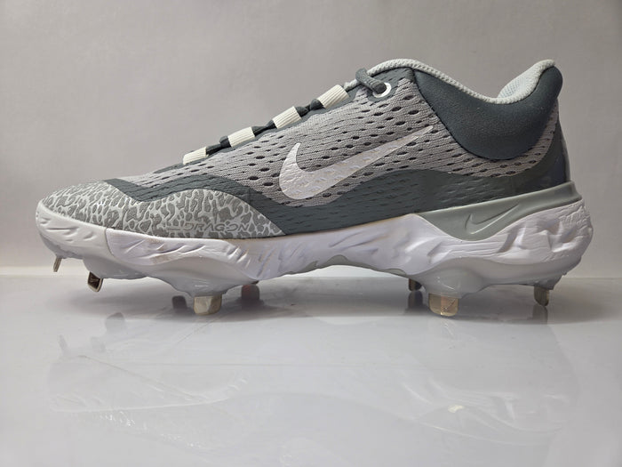 Nike Gray Alpha Hurache Elite 4 Low Baseball Cleats Men's Size 7