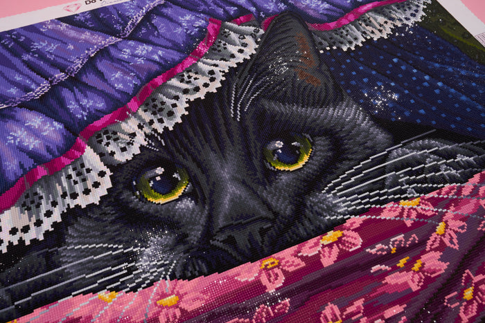 Diamond Painting Hidden Under the Antique Fabric 36.6" x 25.6" (93cm x 65cm) / Square with 55 Colors including 3 ABs and 2 Fairy Dust Diamonds / 97,353