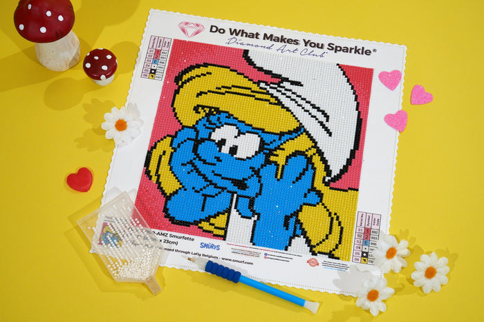 Diamond Painting Smurfette 9" x 9" (23cm x 23cm) / Round with 6 Colors including 1 Glow In The Dark Diamond and 1 Fairy Dust Diamond / 6,724