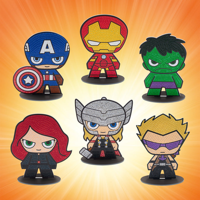 Diamond Painting Sparkle Pals™ - Captain America 5.6" x 4.5" (14.3cm x 11.5cm) / Round with 7 Colors Including 2 ABs and 1 Fairy Dust Diamond / 731