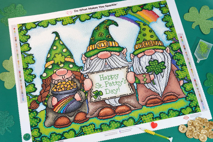 Diamond Painting St. Patrick's Day Gnomes 28" x 22" (71cm x 56cm) / Round with 55 Colors including 5 ABs / 49,949