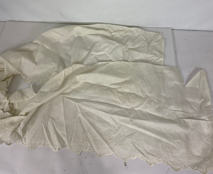 Vintage 1880s White Linen Embroidered Flounce