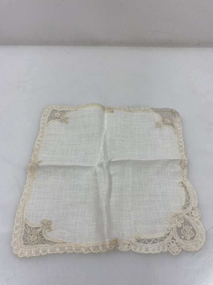 Vintage 1900s White Linen Handkerchief With Intricate Lace Border